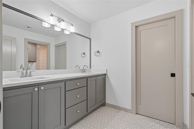 Builder Close Out! Stunning new construction near Brookside and - photo 23