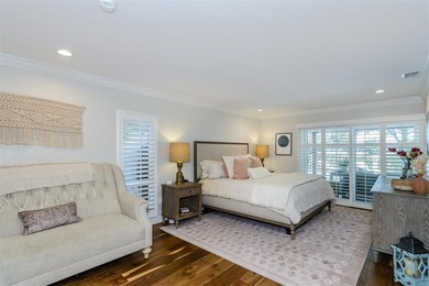 Start every morning with sunrays filtering through majestic oak - photo 25