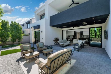 Stunning residence located within the exclusive gated community - photo 29