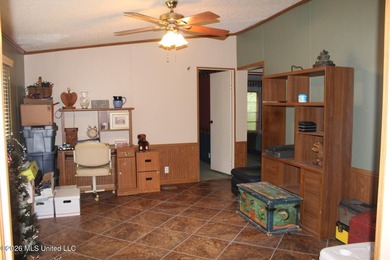 Spacious country living with room to grow! This well-maintained - photo 29