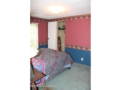 Spacious country living with room to grow! This well-maintained - photo 30