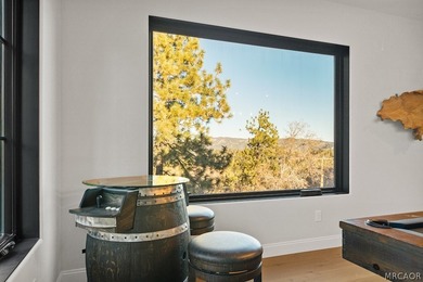 Stunning 4-Bedroom, 3-Bath home with Lake & Ski Slope Views in - photo 31