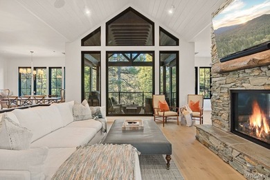 Stunning 4-Bedroom, 3-Bath home with Lake & Ski Slope Views in - photo 35