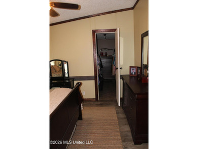 Spacious country living with room to grow! This well-maintained - photo 35