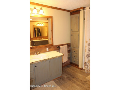 Spacious country living with room to grow! This well-maintained - photo 36