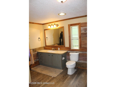 Spacious country living with room to grow! This well-maintained - photo 37