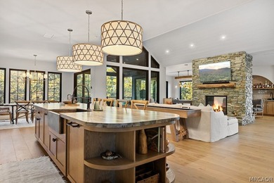 Stunning 4-Bedroom, 3-Bath home with Lake & Ski Slope Views in - photo 42