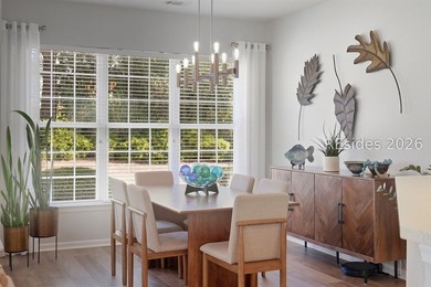 Welcome home to this beautifully designed Robin model villa - photo 9
