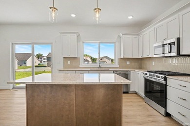 Immediate occupancy! Penn Schools a plus. 4 bedroom with first - photo 5