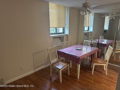 Wonderful 1 bedroom condo on first level close to all - photo 5