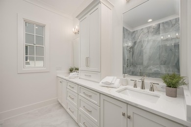 Fabulous new construction lake-oriented cottage, complete with - photo 18