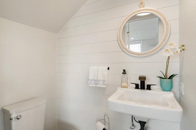 Resort-style living just got better! Turnkey waterfront living - photo 21
