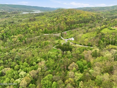 Nestled on 5 beautiful acres in the Howard area and just minutes - photo 8