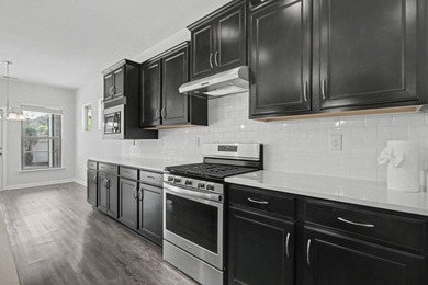 Welcome to Del Webb Grande Dunes-Myrtle Beach's premier 55+ - photo 9