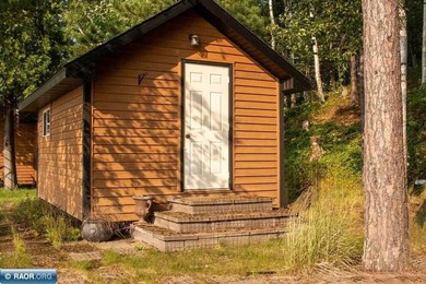 A rare opportunity to own a beautiful lake home on sought-after - photo 42