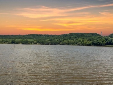 Lake Lot Sale Pending in Graham, Texas
