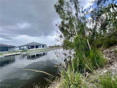 Cape Coral Lakes Area Lot For Sale in Cape Coral Florida