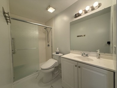 1st Floor Unit Newly Updated! Secure Entrance! The kitchen - photo 6