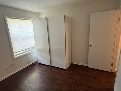 1st Floor Unit Newly Updated! Secure Entrance! The kitchen - photo 10