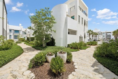 62 S. Charles Street is a striking contemporary residence - photo 6