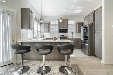 Beautiful Like-New Wilsonville Home! Built in 2021, this - photo 15