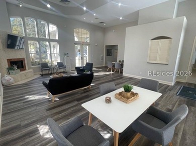 Exceptional opportunity to own this first-floor 2-bedroom - photo 17