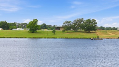 Nestled in the rolling countryside of Henderson County in LaRue - photo 21