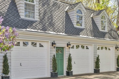 Behind a private tree lined drive in Holcomb Ranch lies a rare - photo 6