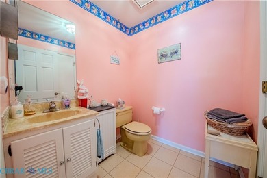 WATERFONT HOME WITH OVERSIZED GARAGE This charming 3 bedroom - photo 27