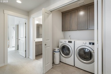 Beautiful Like-New Wilsonville Home! Built in 2021, this - photo 35
