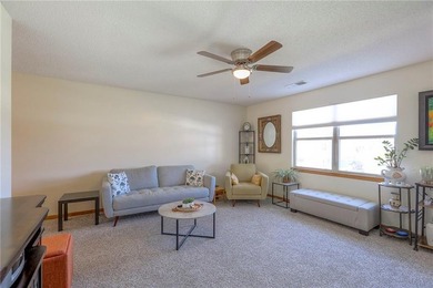 Welcome to Morningview 55+ in Raymore! This charming 2 bed, 2