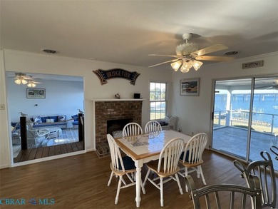 Super river views to the Chesapeake Bay! Pier, boat lift. 4 - photo 11