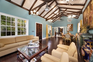 Old Hollywood elegance meets tropical Miami living in Belle - photo 12