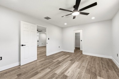 Fully remodeled and move-in ready! This 2-bedroom, 2-bathroom - photo 13