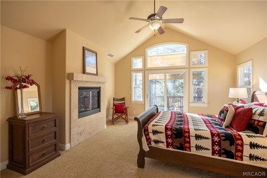 Beautifully maintained and thoughtfully designed, this spacious - photo 15