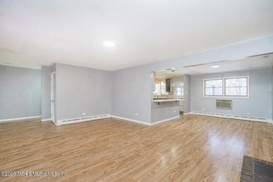 Welcome to this ranch-style home located on a quiet No-Outlet - photo 6