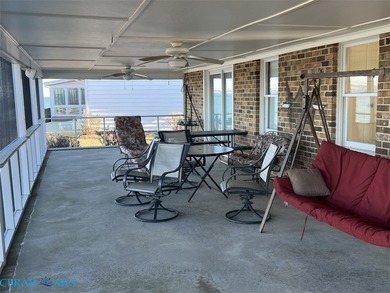 Super river views to the Chesapeake Bay! Pier, boat lift. 4 - photo 19