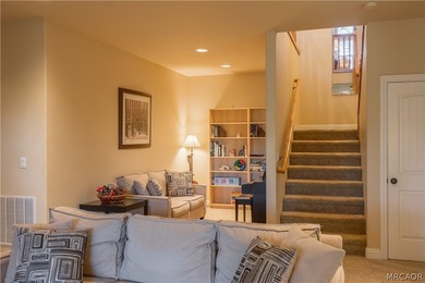 Beautifully maintained and thoughtfully designed, this spacious - photo 20