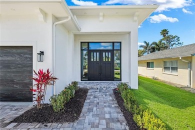 668 93rd Ave N with unparalleled structural integrity, modern - photo 3