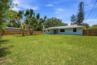 Fully remodeled and move-in ready! This 2-bedroom, 2-bathroom - photo 23