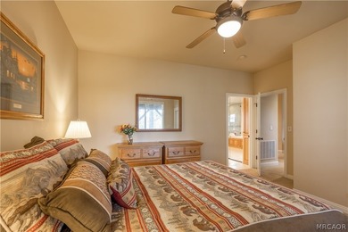 Beautifully maintained and thoughtfully designed, this spacious - photo 27