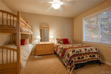 Beautifully maintained and thoughtfully designed, this spacious - photo 31