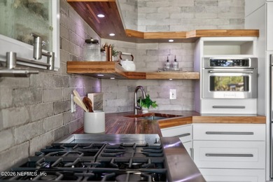 Experience the pinnacle of waterfront living on prestigious - photo 33