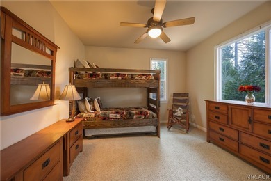 Beautifully maintained and thoughtfully designed, this spacious - photo 35