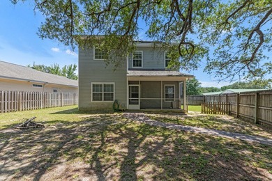 If you are looking for convenient location in Niceville, then - photo 5