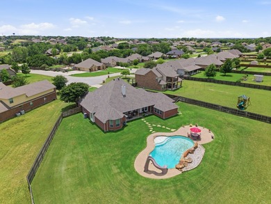 Situated on over an acre, this stunning 4 bedroom, 2.5 bath home - photo 6