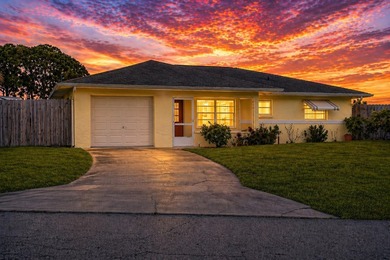 St. Lucie River Home Active Under Contract in Port Saint Lucie Florida