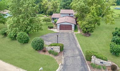 Experience exceptional waterfront living in this one-of-a-kind - photo 2