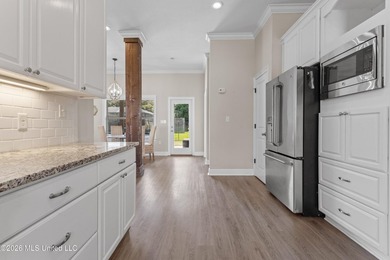 Nestled on a quiet cul-de-sac in the award-winning Ocean Springs - photo 14