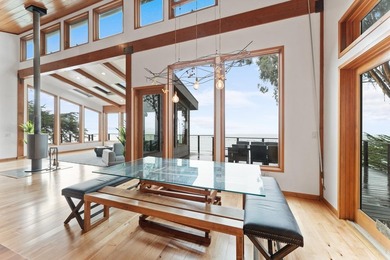 This luxurious oceanfront retreat located a few doors north of - photo 15